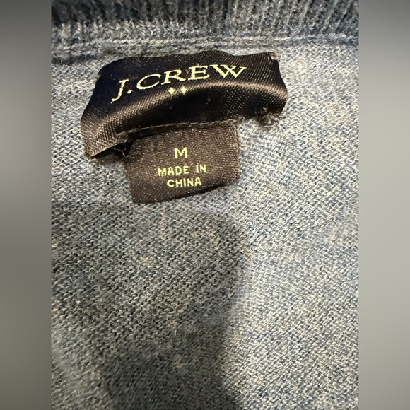 J Crew Men’s V Neck Sweater Tee- light blue- Size medium - Picture 4 of 4